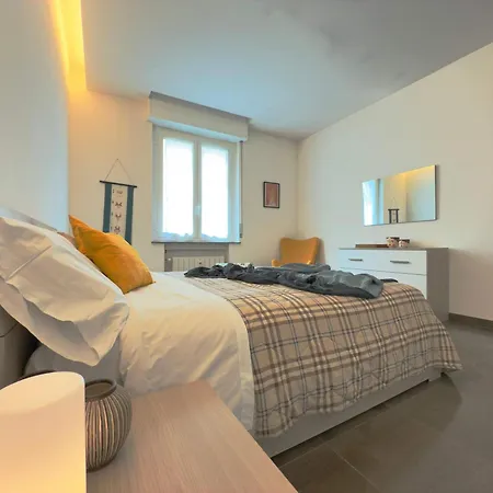 Casa Luca Center & Flat With Sunny Terrace Apartman Milánó